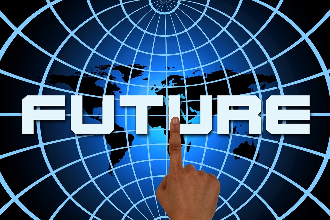 展望2025年，折800的上市之路